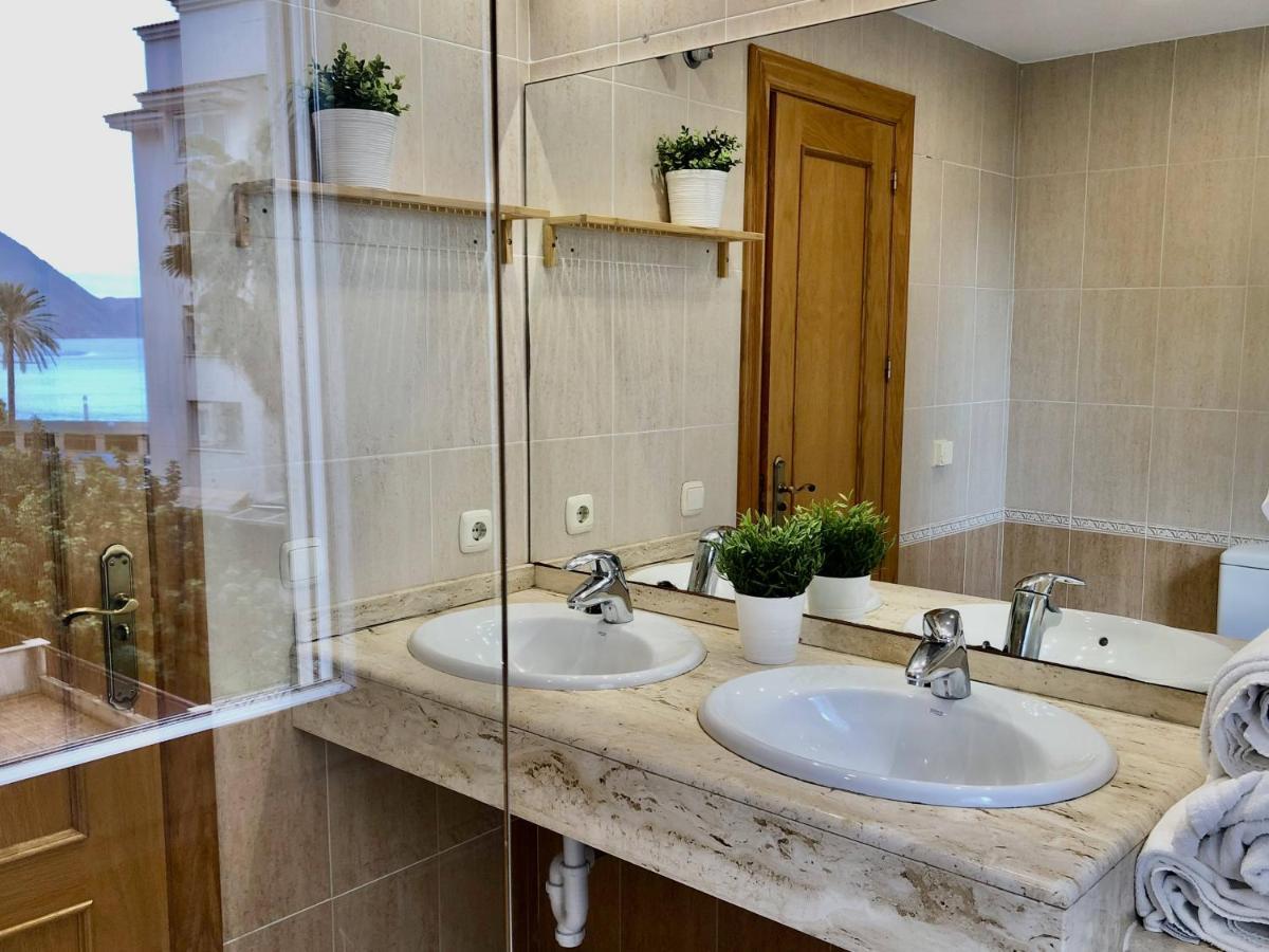Exclusive Beachside 3 Bedroom Apartment With Pool In ألتيا المظهر الخارجي الصورة