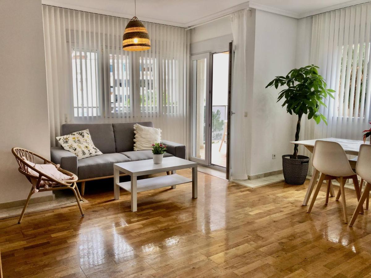 Exclusive Beachside 3 Bedroom Apartment With Pool In ألتيا المظهر الخارجي الصورة