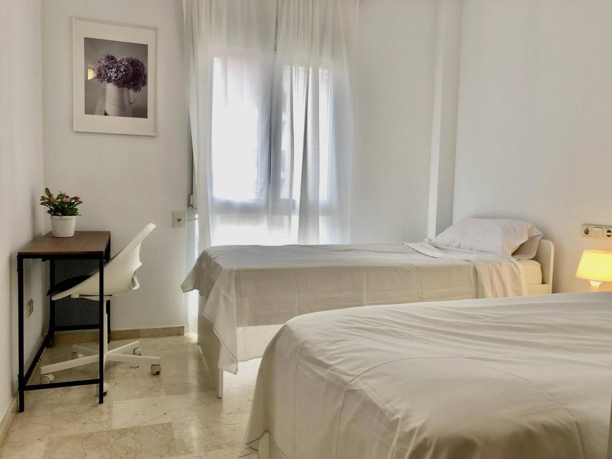 Exclusive Beachside 3 Bedroom Apartment With Pool In ألتيا المظهر الخارجي الصورة