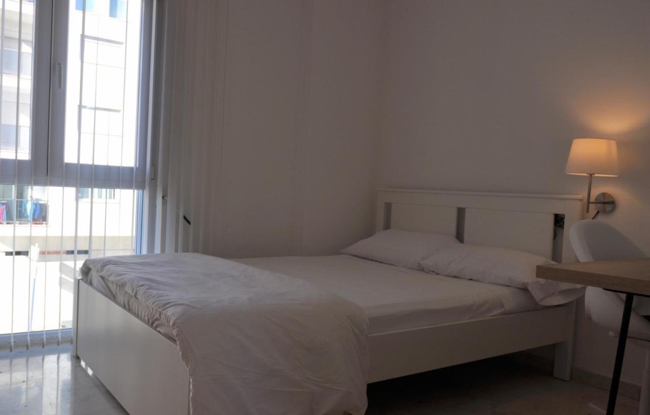 Exclusive Beachside 3 Bedroom Apartment With Pool In ألتيا المظهر الخارجي الصورة
