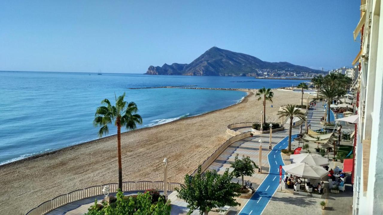 Exclusive Beachside 3 Bedroom Apartment With Pool In ألتيا المظهر الخارجي الصورة