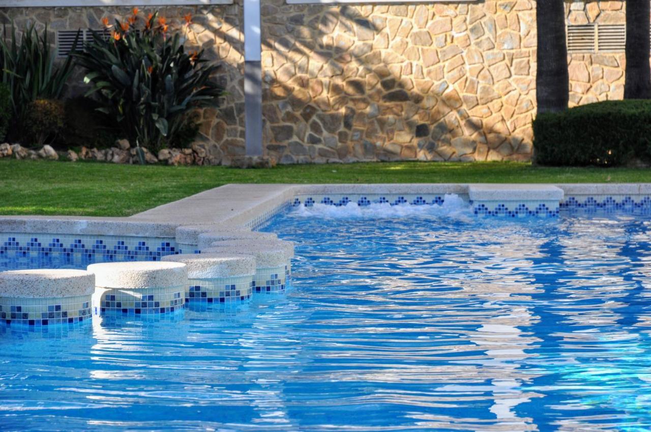 Exclusive Beachside 3 Bedroom Apartment With Pool In ألتيا المظهر الخارجي الصورة